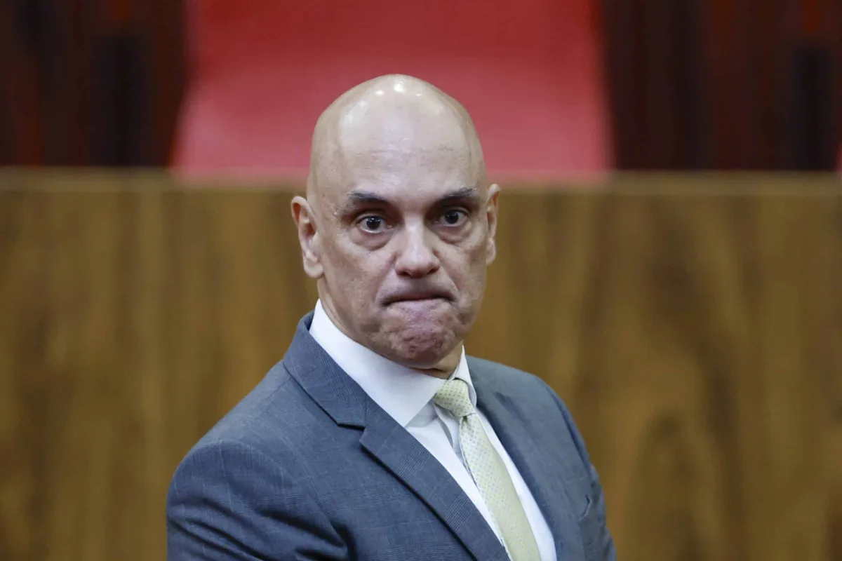 Daniel Vorcaro teria perguntado a Alexandre de Moraes sobre possível momento para fuga, diz jornal