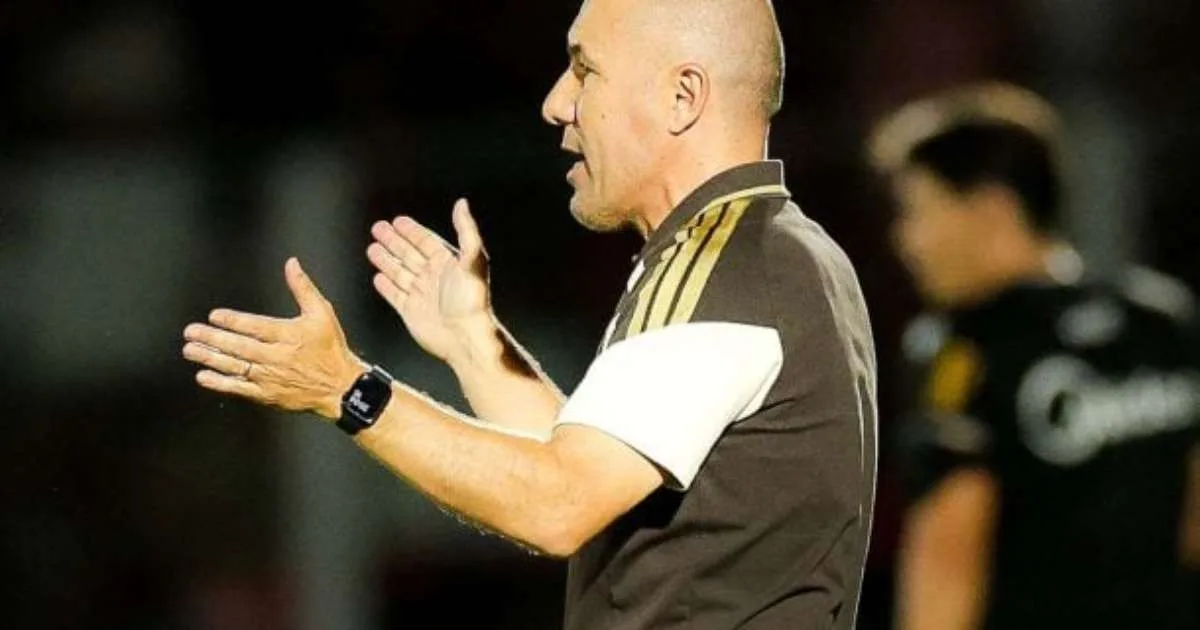 Leonardo Jardim resume vitória do Flamengo: "Foi nosso dia"