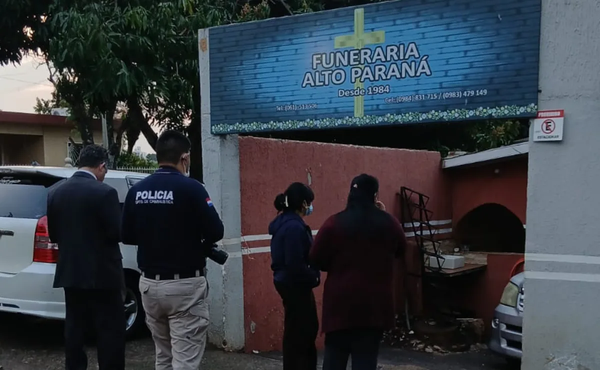 Detento rompe cadeado e mata brasileiro a facadas em presídio do Paraguai