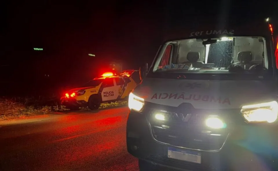 Tiro ou paulada? Idoso ensanguentado e confuso é encontrado por caminhoneiro na PR-317