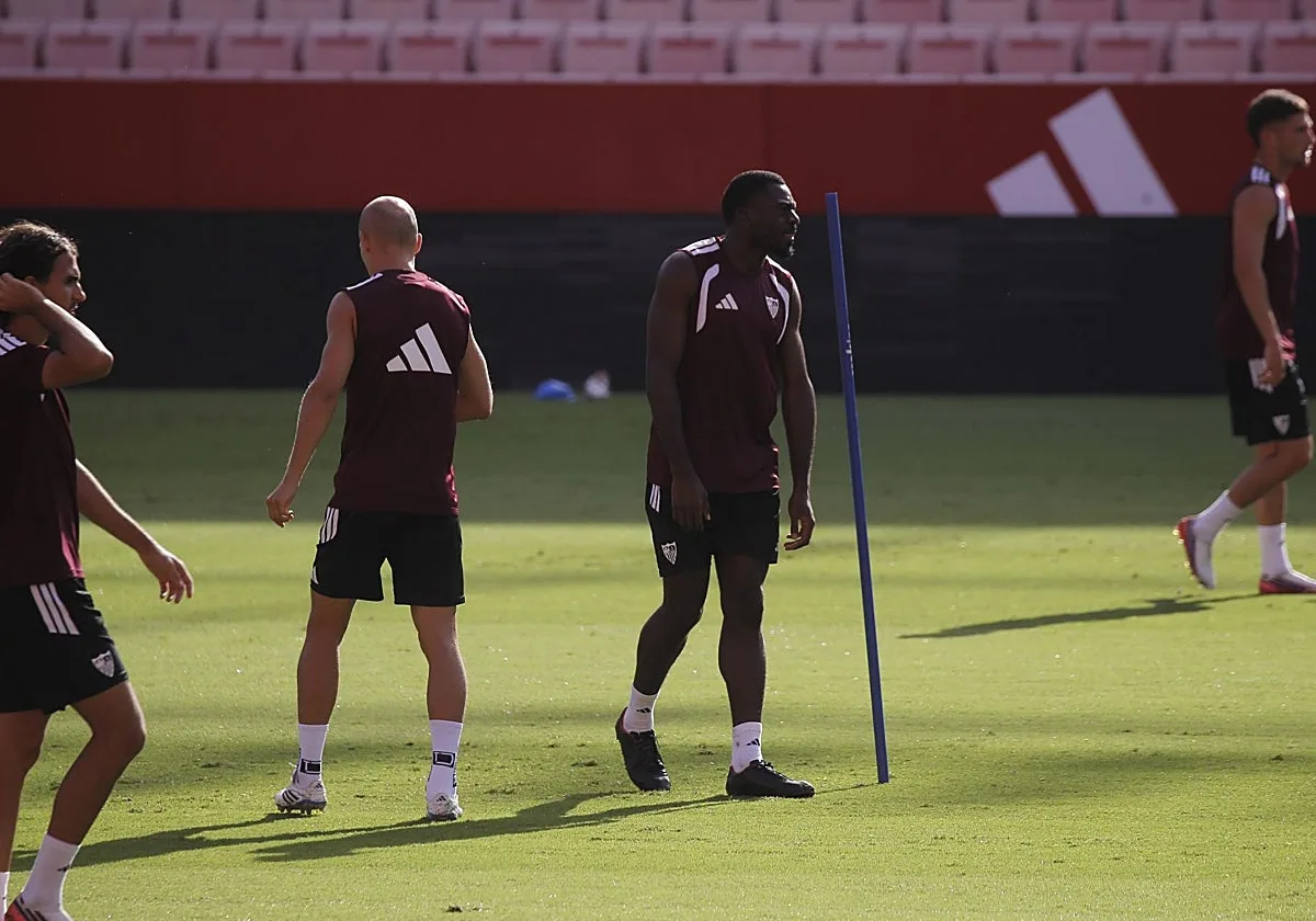 Primer entrenamiento para Fofana a las órdenes de Luis García Plaza
