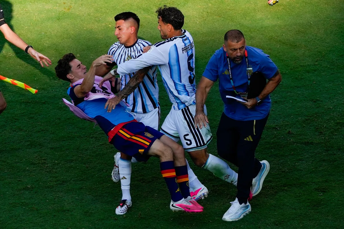 De la sorpresa por la sanción a Leandro Paredes a los pasos que dará la AFA en los próximos días
