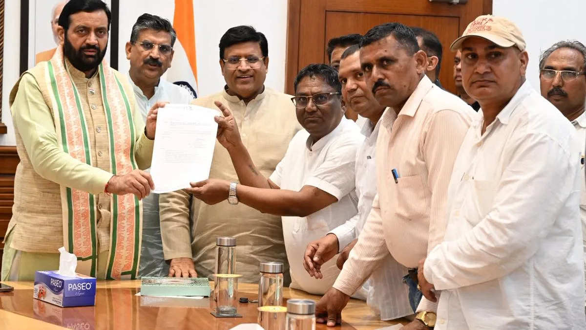 Haryana: Safai Karamcharis Call Off Strike After Meeting Chief Minister