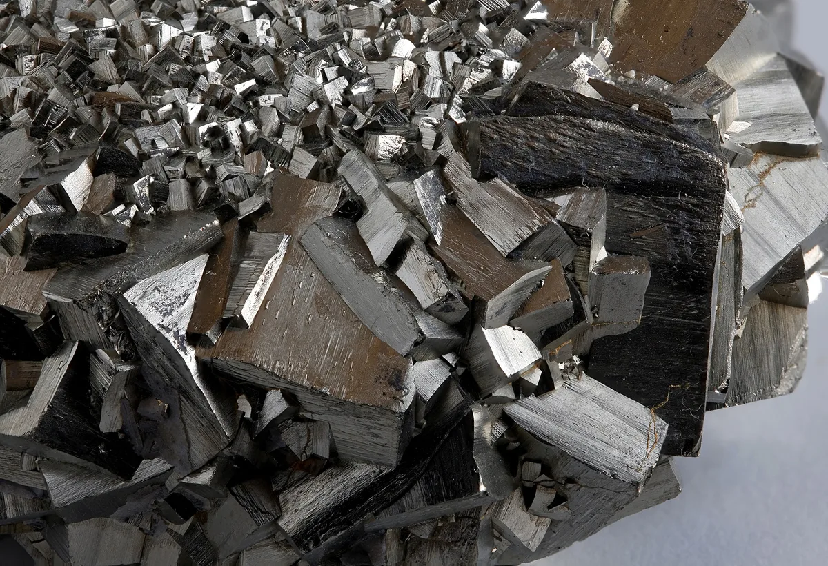Nova estratégia do Brasil quer transformar minerais críticos em riqueza industrial
