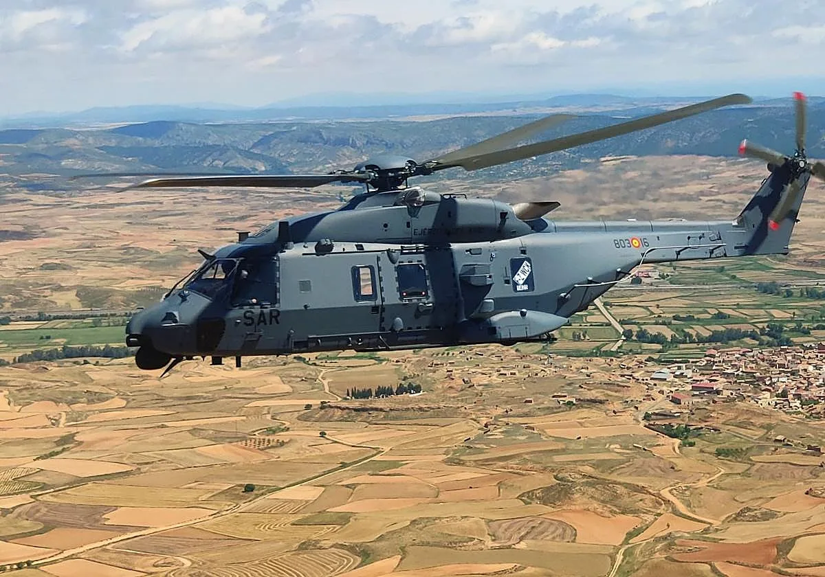Defensa refuerza el contingente en Rumanía con tres helicópteros NH90 Lobo