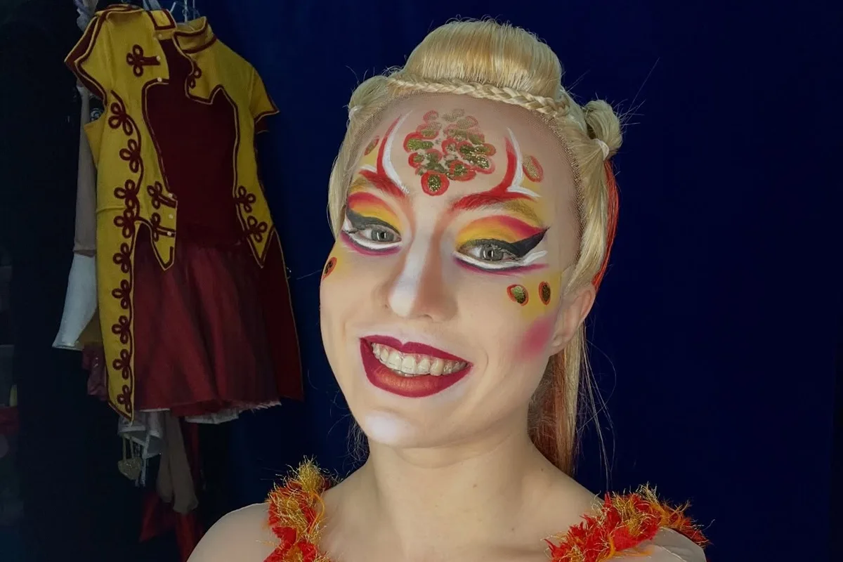 Acrobata processa Cirque du Soleil após acidente e pede R$ 84 milhões