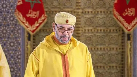 Mohamed VI defiende que en la relación con España no caben "chantajes" ni "amenazas"