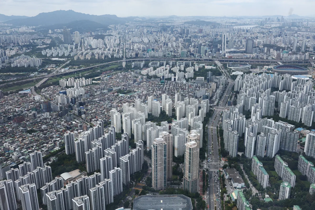 외국인 토지거래허가구역 1년 연장… 강남3구·용산 거래 49% 감소