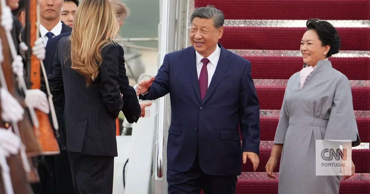 Xi Jinping chega aos EUA confiante de que o futuro pertence à China