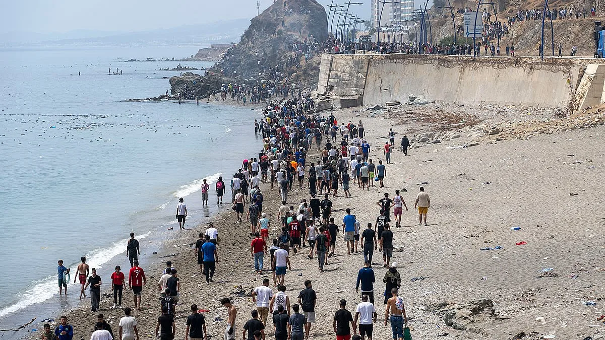 Itália condiciona retoma de Schengen ao evoluir de situação "muito preocupante" de Ceuta