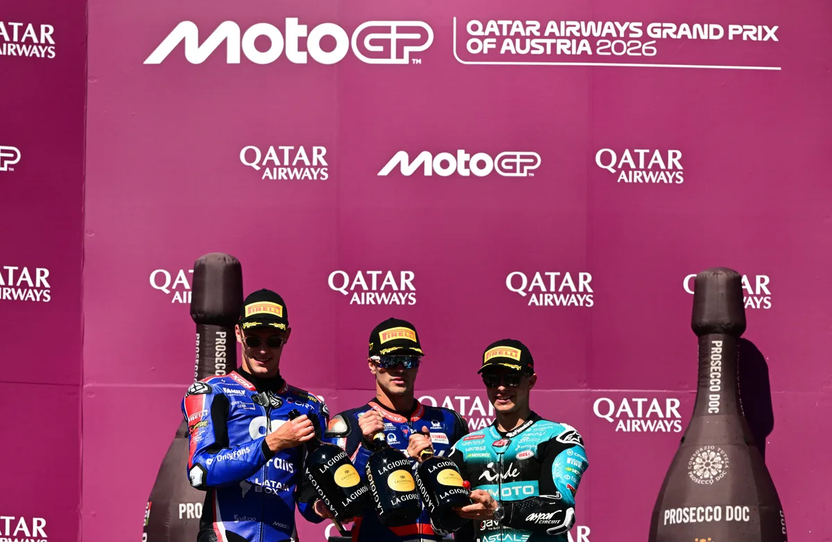 David Alonso subió por cuarta vez al podio en el campeonato de Moto2 y se ubicó en la general: así fue la carrera del colombiano en Austria