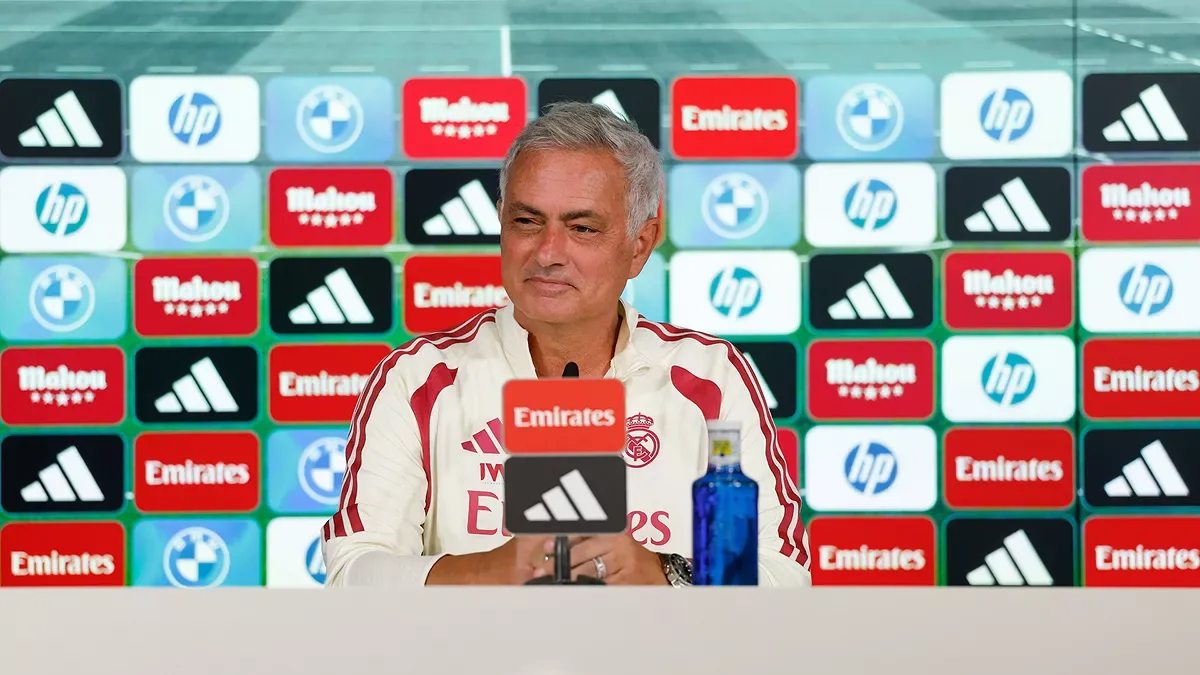 Jose Mourinho sobre el Real Madrid: “La plantilla está cerrada, pero el mercado continúa abierto”