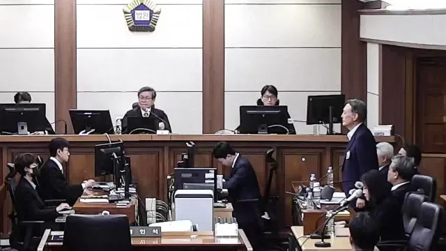 Líder de seita da Coreia do Sul condenado a 33 anos por abusos sexuais