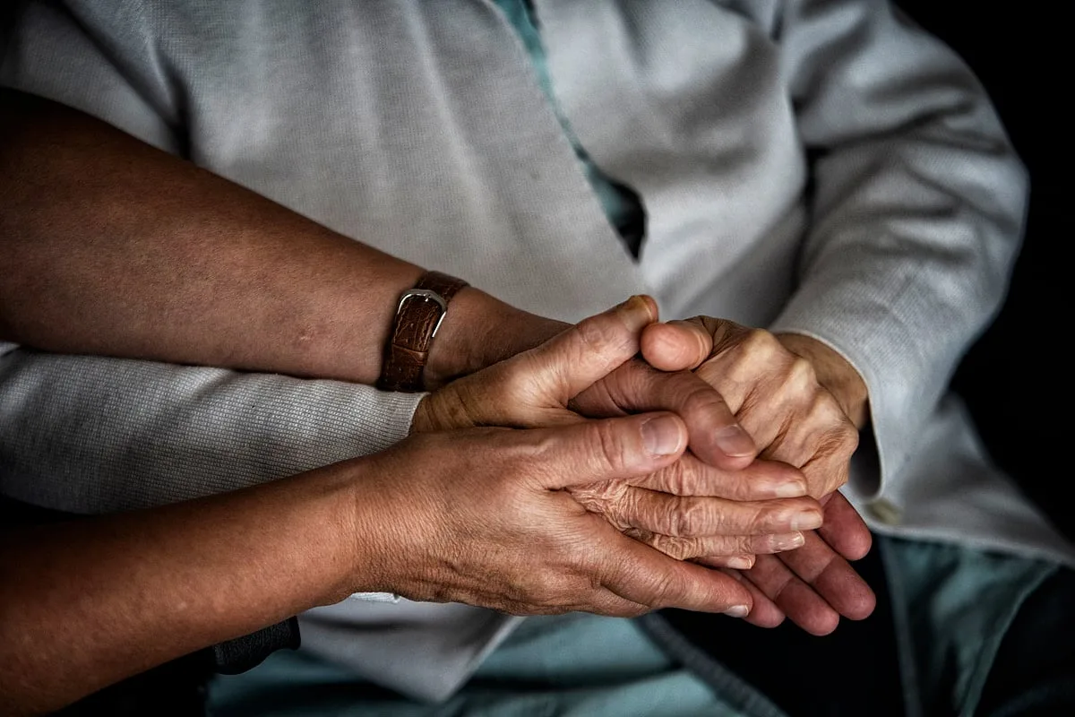 Universidade de Coimbra usa Inteligência Artificial para pôr travão à doença de Alzheimer