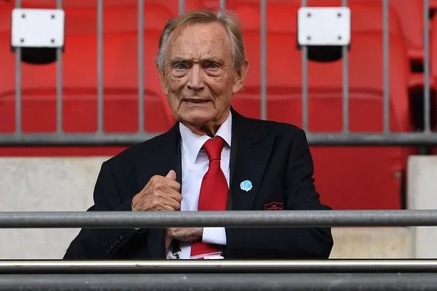 Arsenal pay emotional tribute as club legend Ken Friar dies aged 92