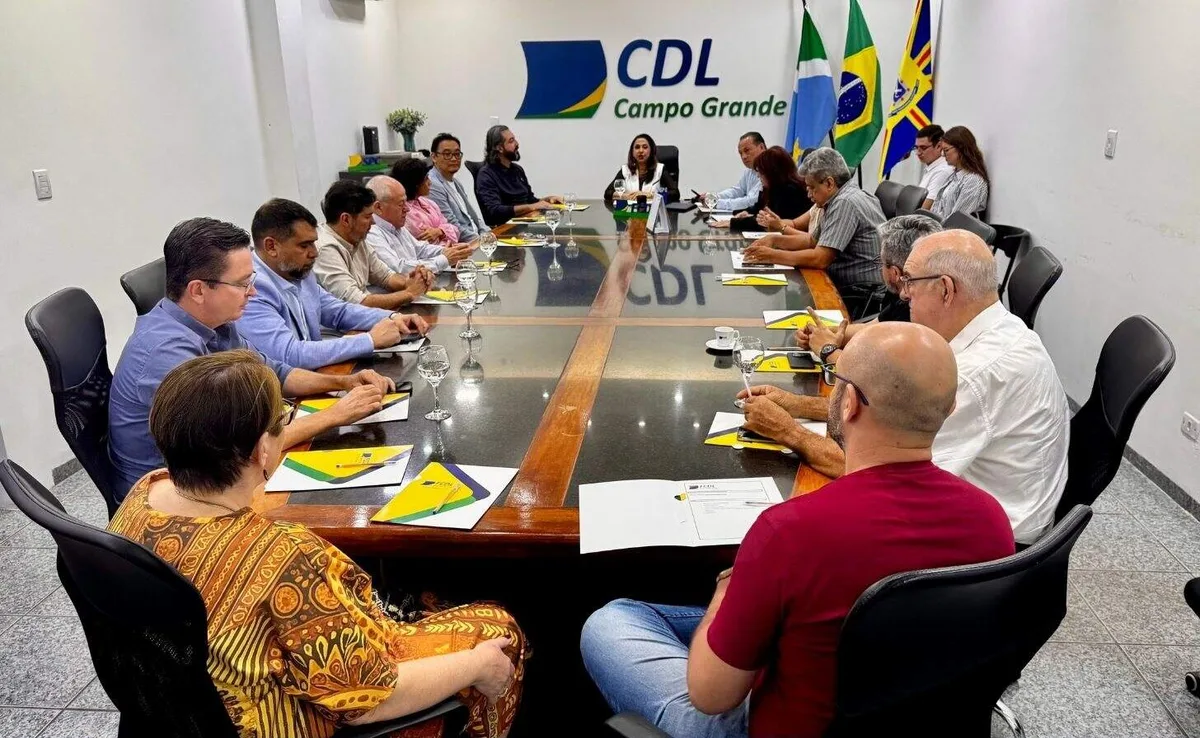 Comércio leva aos candidatos cobrança por crédito, segurança e menos burocracia