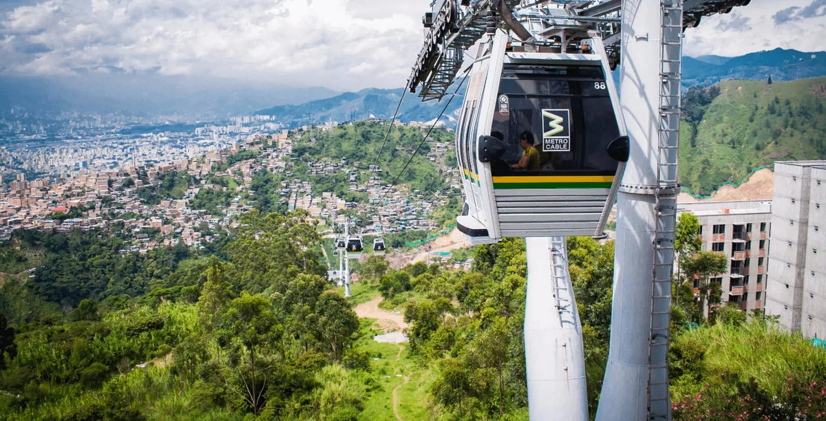 Centroamérica redefine el transporte urbano: aerocabless y teleféricos emergen como respuesta al caos vial