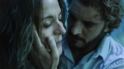"Si tu penses bien" : dans un film avec Monia Chokri et Niels Schneider, Géraldine Nakache décortique un cas d'emprise conjugale sur fond de radicalité religieuse