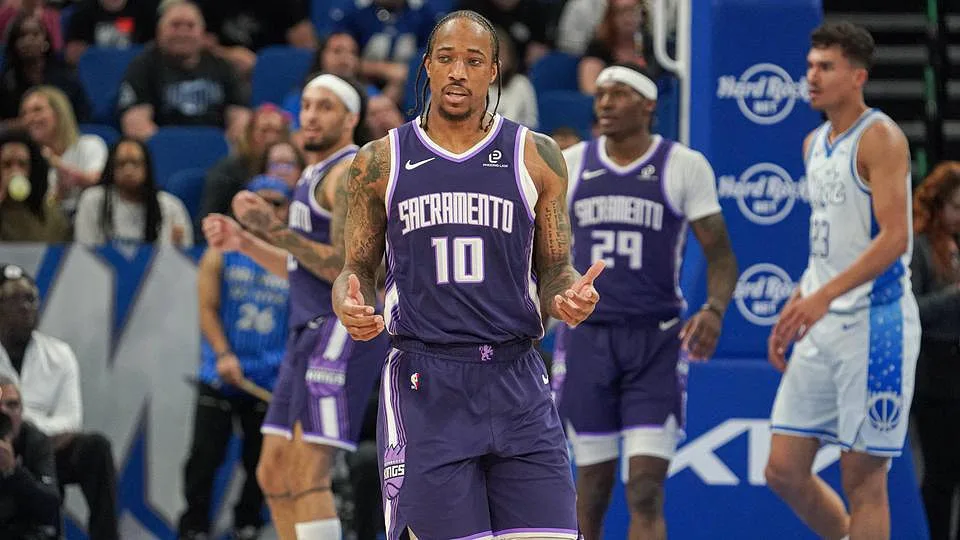 DeMar DeRozan junta-se a Nikola Jokic nos Nuggets