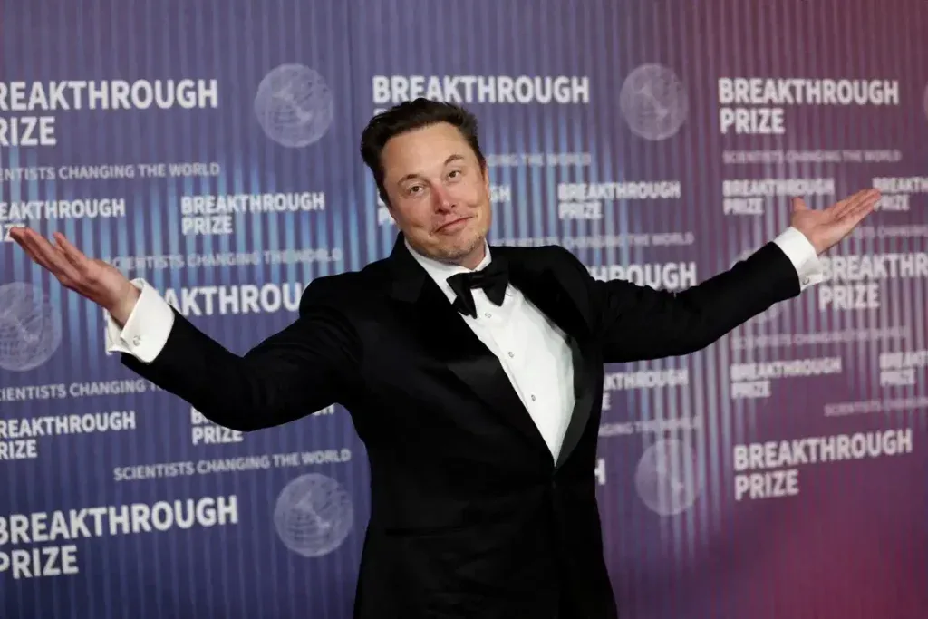 Elon Musk enriquece quase o triplo de Michael Dell: num ano ganhou 320 mil milhões
