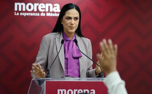 Ariadna Montiel cuestiona voto contra reforma de doble nacionalidad; "al pueblo no se le sirve un pasaporte de repuesto bajo el brazo"