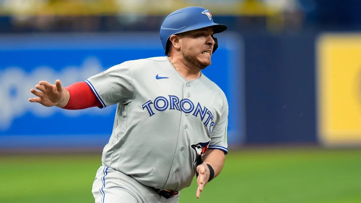 Blue Jays’ Kirk finishes triple shy of cycle vs. Rays
