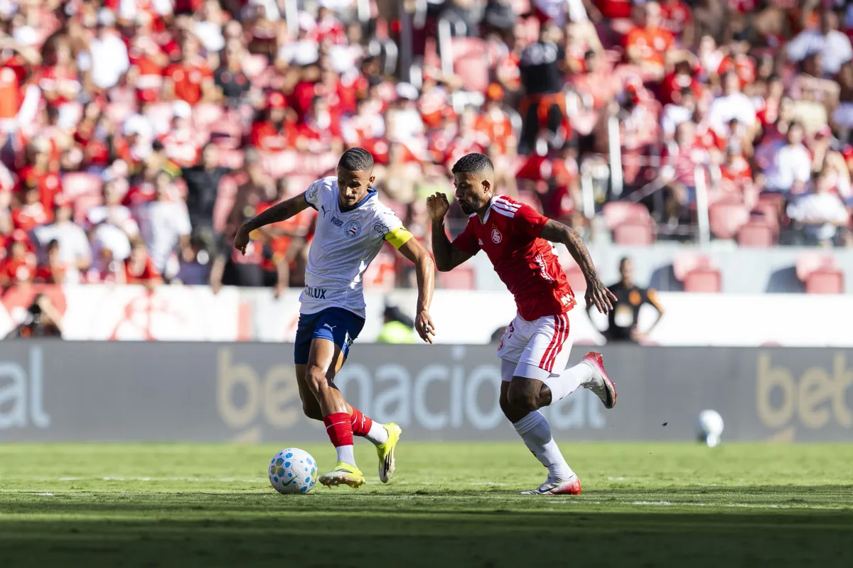 Bahia x Internacional pelo Brasileirão: onde assistir ao vivo, estatísticas, histórico e escalações