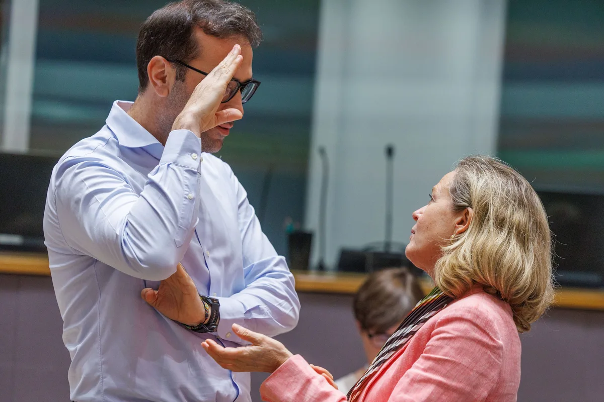 Lo que escribió Cuerpo en Bruselas y lo que dijo Calviño en el Gobierno: No a intervenir los precios de los alquileres