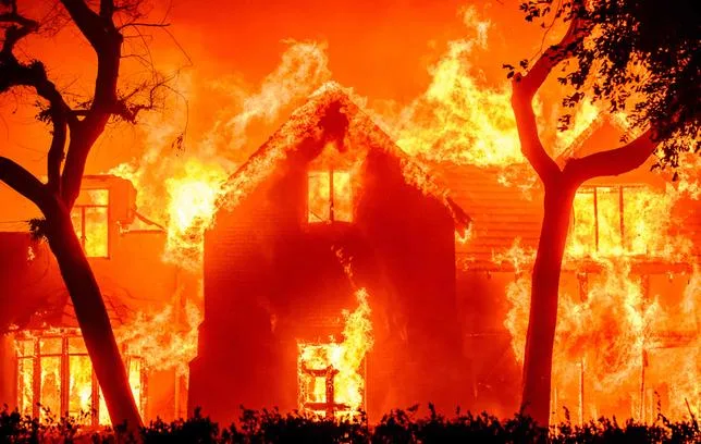 En Californie, Berkeley instaure une “zone zéro” pour protéger les maisons du feu