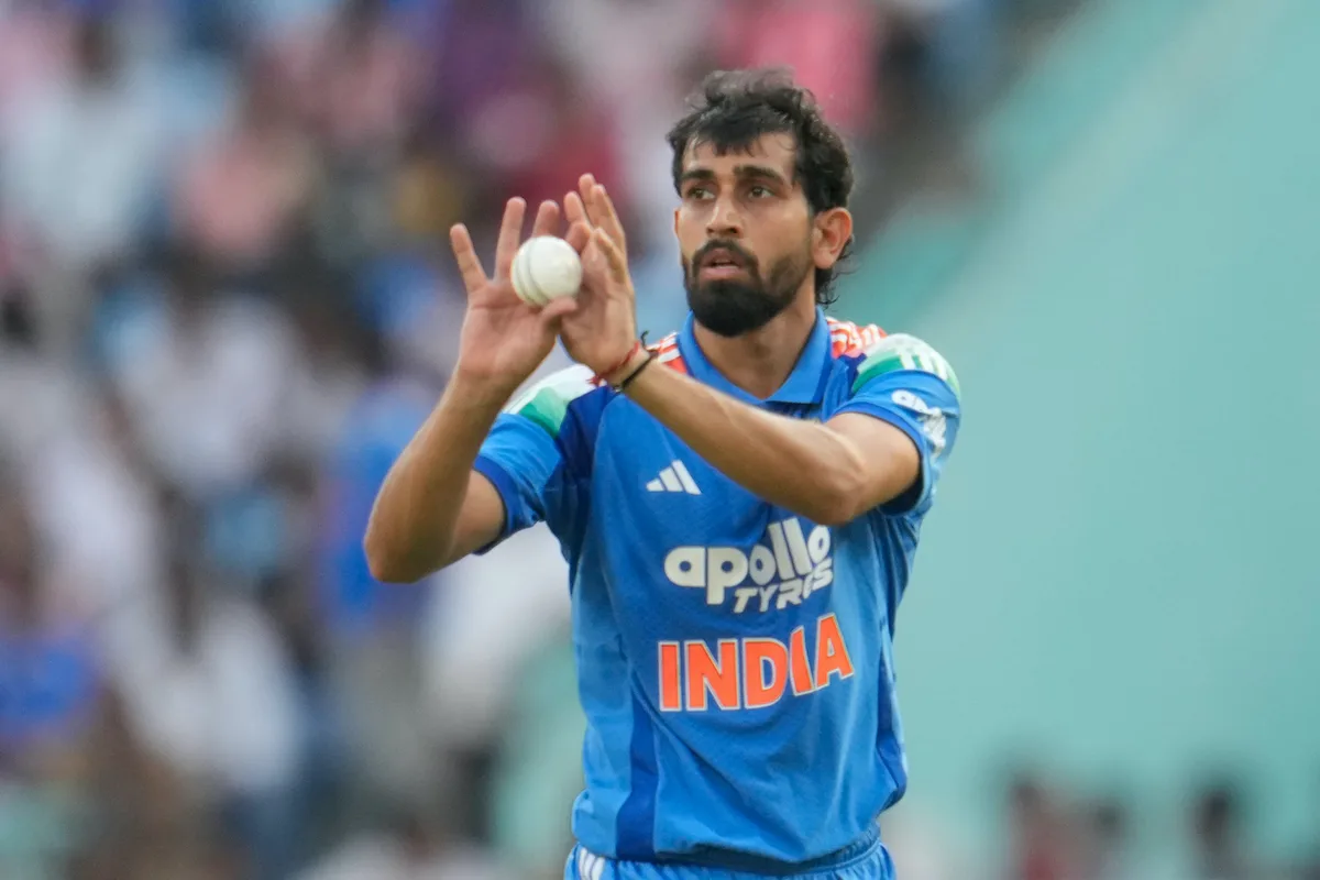 West Indies bowl; India bring in Reddy and Prince