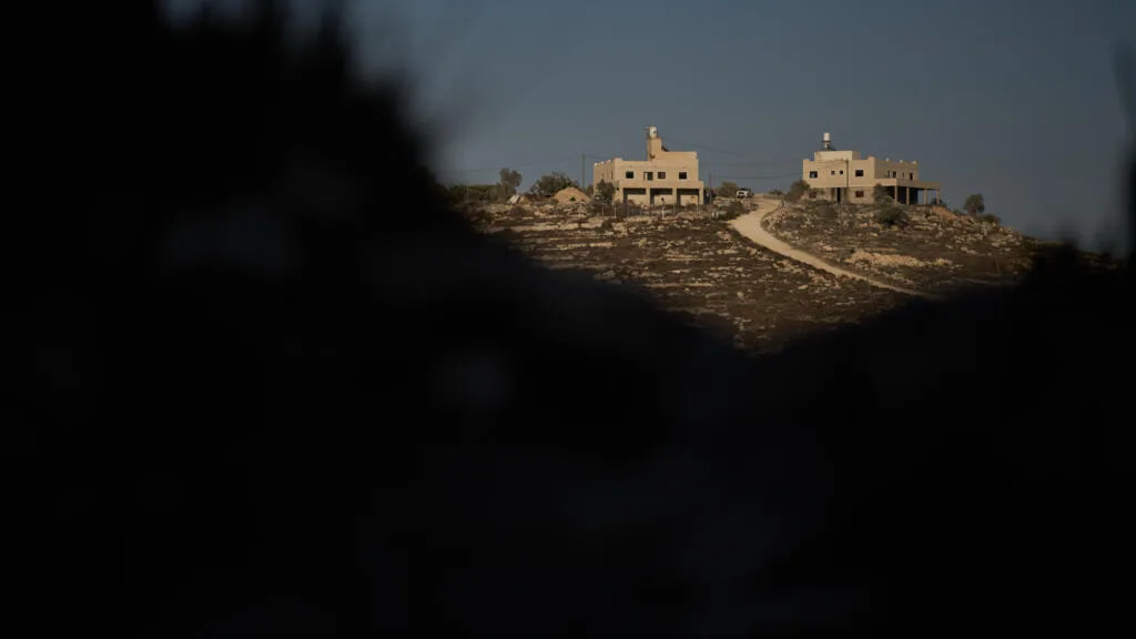 «J’ai été assiégé pendant 95 jours»: en Cisjordanie, des colons israéliens chassent des familles palestiniennes de leur maison