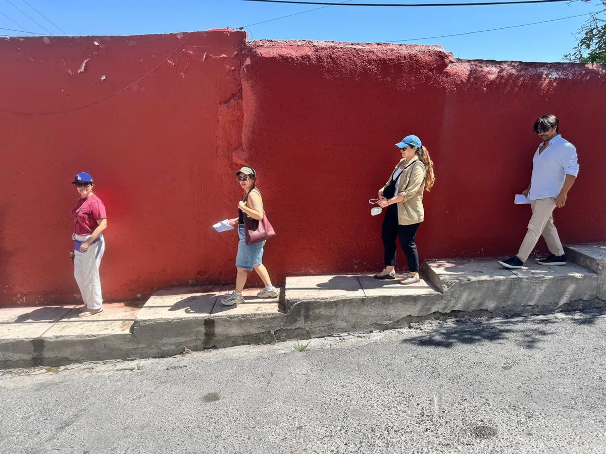 Saltillo: caminan Centro Histórico para identificar elementos de identidad y memoria