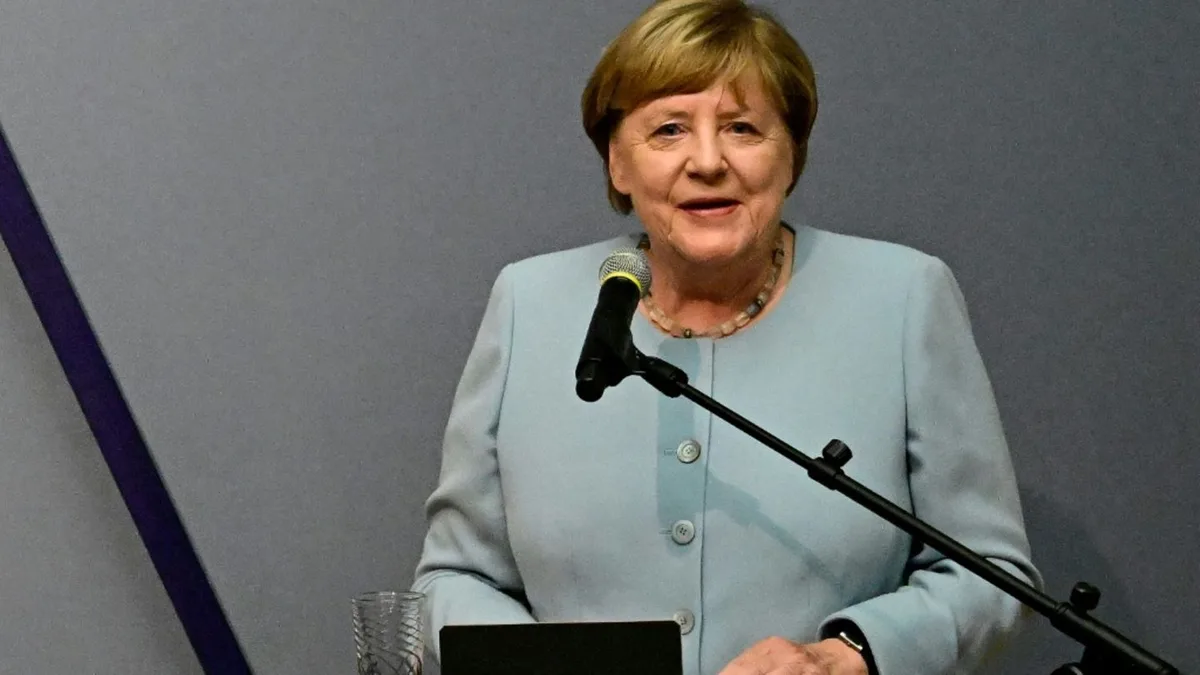 „Merkel unplugged“: Ex-Kanzlerin startet Talkreihe mit Schulklassen