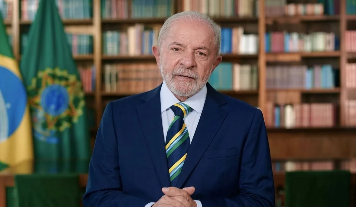 Em pronunciamento, Lula diz que Brasil não será colônia de ninguém