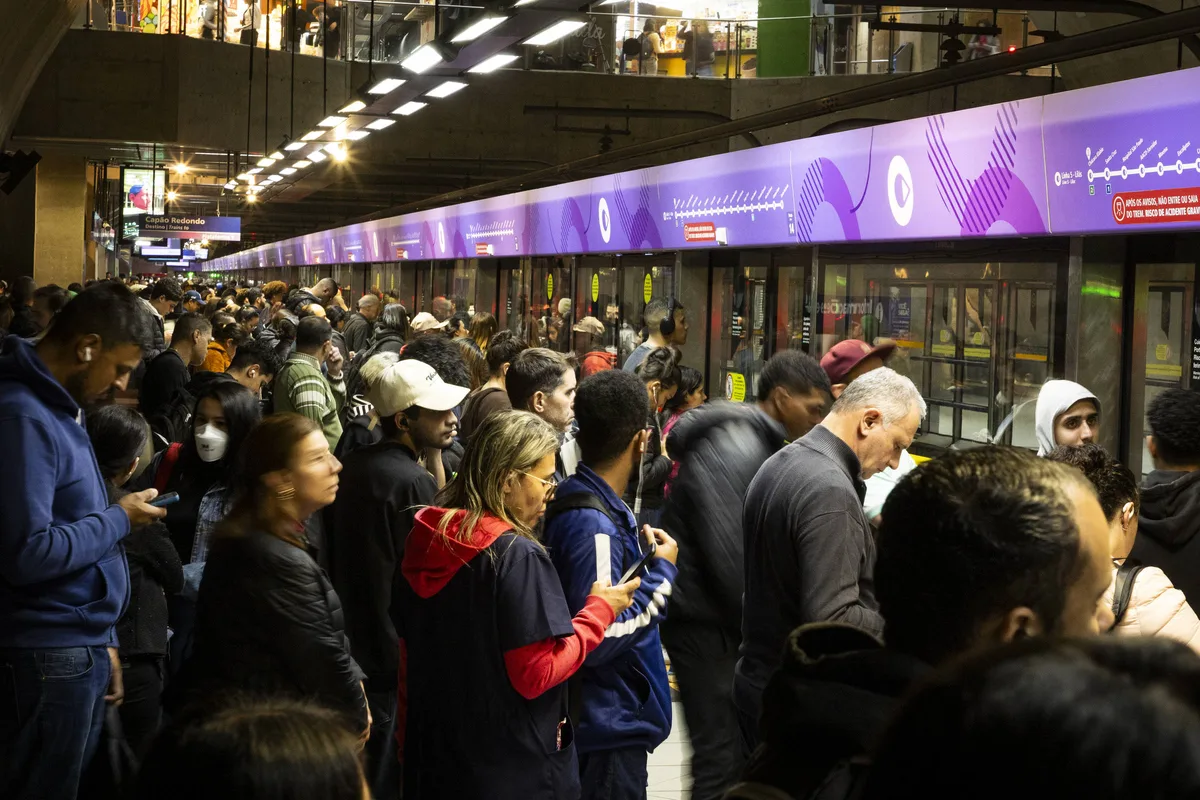 Linha 5-lilás, em São Paulo, volta a ter problemas, e passageiros enfrentam viagens mais lentas