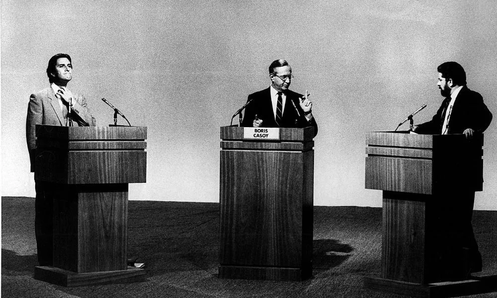 Como foi o primeiro debate presidencial na TV brasileira e seu impacto na democracia