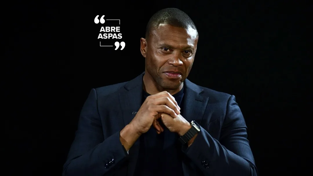Júlio Baptista diz que Brasil precisa se adaptar ao futebol e aponta erro de Neymar: "Não entendeu"