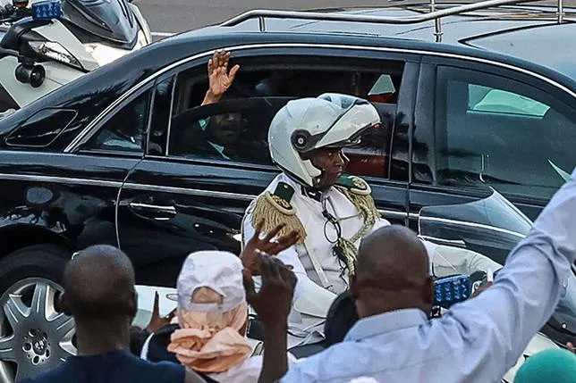 Le retour de Paul Biya au Cameroun ne dissipe pas les craintes sur la gouvernance du pays