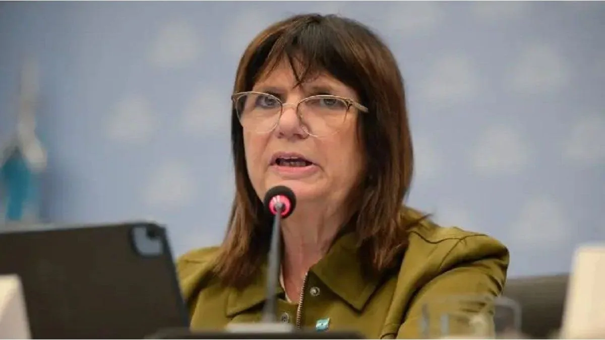 Patricia Bullrich apuntó a mejorar la "velocidad" de la recuperación económica y pidió bajar impuestos para "todos"
