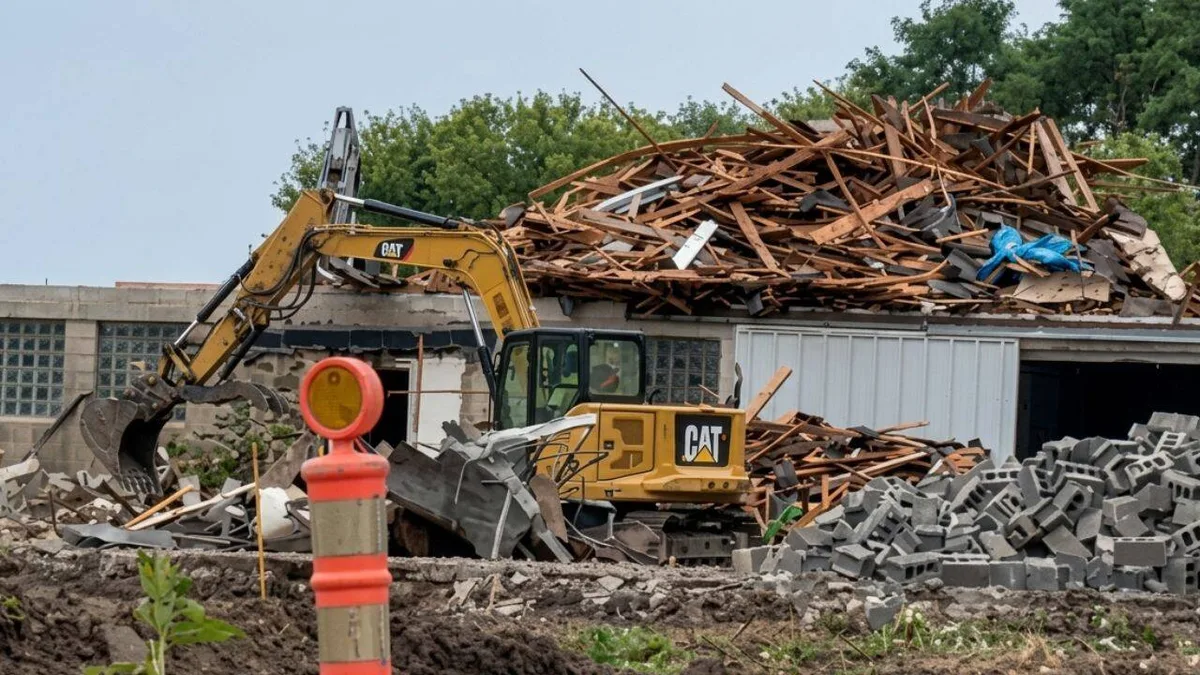 Wisconsin family farmed same land for 179 years; old barn now demolished