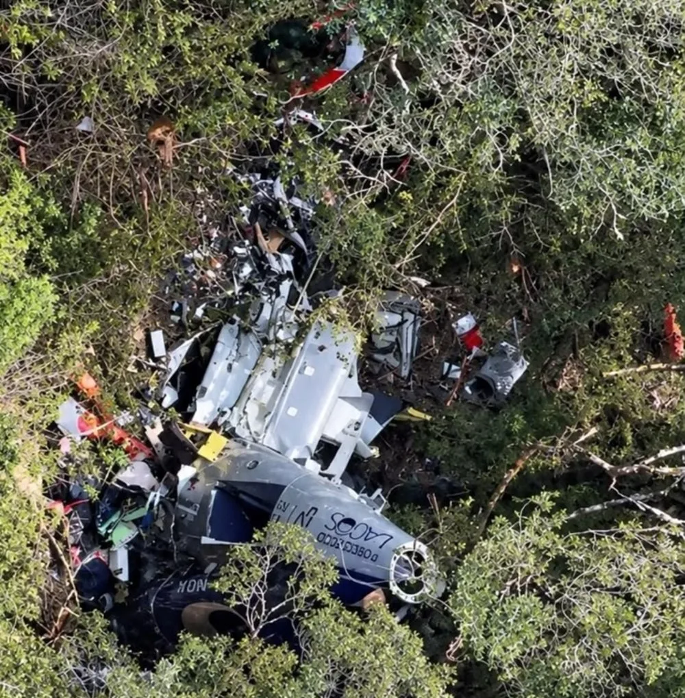 Veja destroços do helicóptero que caiu com cantor Rick