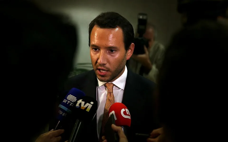 Transportadores admitem protestos contra subida dos combustíveis. ANTRAM diz que apoio é “uma gota no oceano”