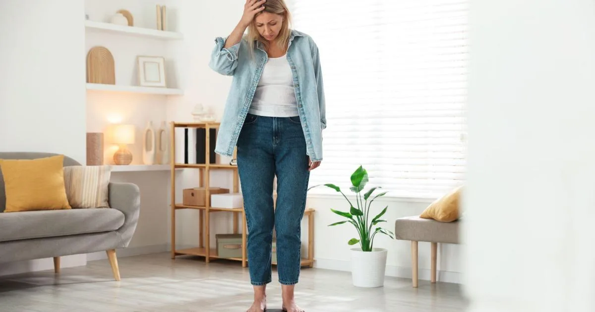 "Estar hinchada" en la menopausia: lo que la microbiota intestinal explica de esta etapa