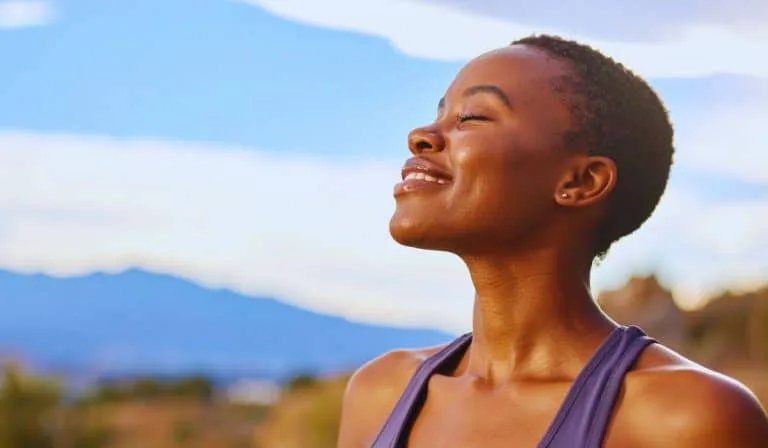 Atletas meditam antes de competir: isso realmente ajuda?