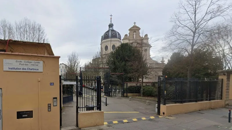 Un prêtre, déjà évincé de la direction des Chartreux à Lyon, désormais visé par une plainte pour viols et agressions sexuelles qu'il "conteste"