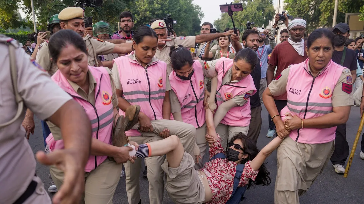 Massive Crackdown On CJP Protest: 4 Ex-Chief Ministers Among 1,500 Detained In Delhi