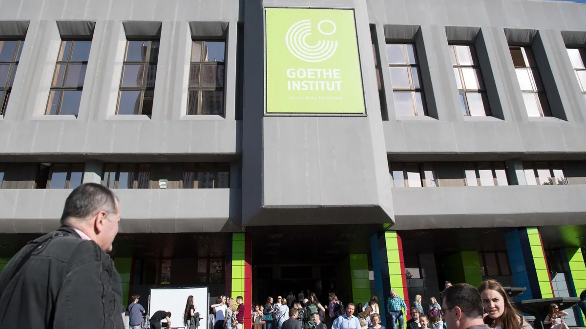 Gegenreaktion - Russland schließt Goethe-Institute wegen deutscher Strafmaßnahmen nach Drohnenfund in Leipzig