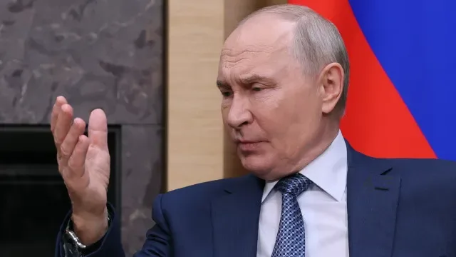 Putin anuncia querer aprofundar relação com a China após reunião com Xi
