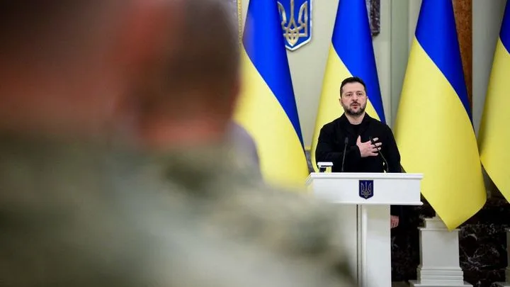 Donald Trump s'en prend à Zelensky et veut un nouveau président en Ukraine