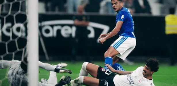 Cruzeiro domina e vence com certa facilidade o Timão em Itaquera